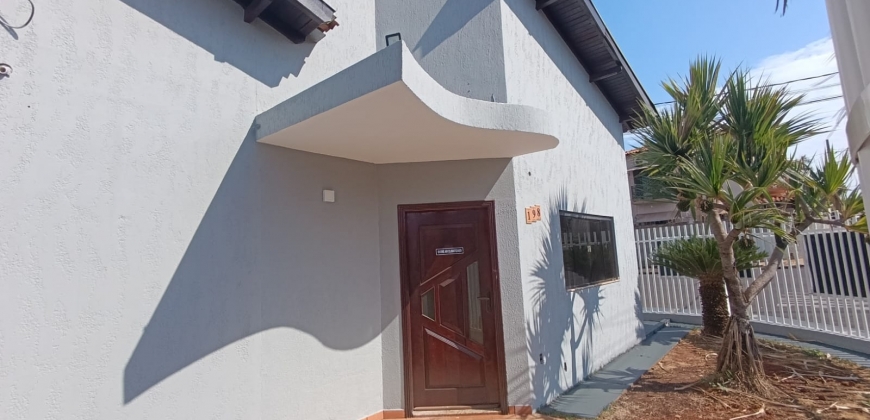 Casa Rua 12, n°198 - Centro